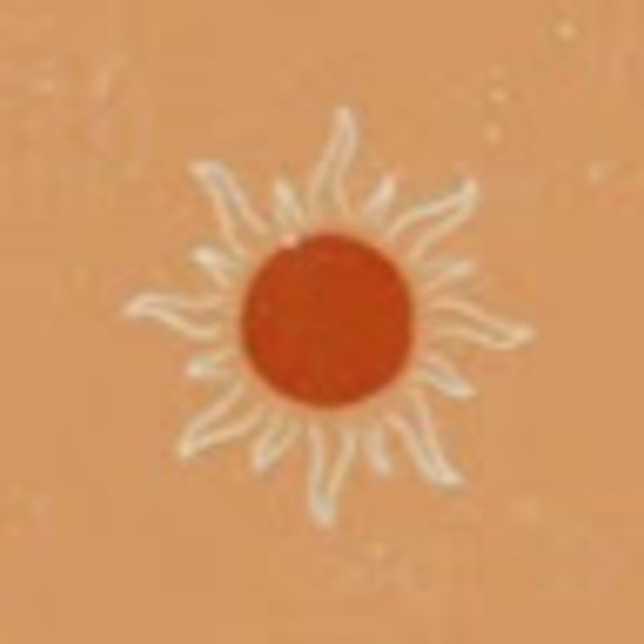 Meet your Posher, Kelly - Picture 1 of 1